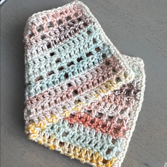 Crochet Dishcloth Washcloth Old Fashioned - Good Sized - 10” x 10.5” - Picture 2 of 3